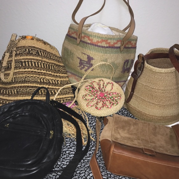 Vintage Handbags - Vintage straw woven bags & vintage leather purses
